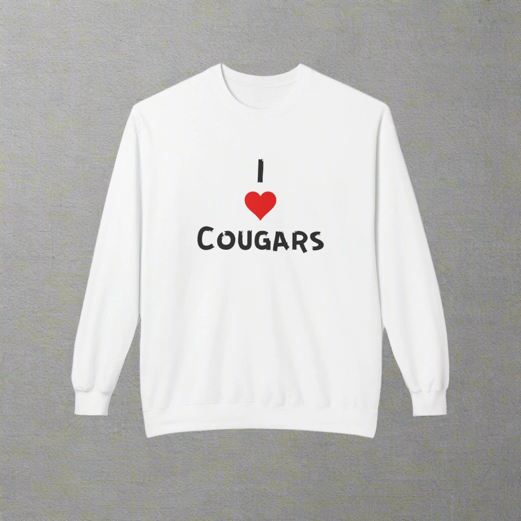 I ❤️ Cougars Crewneck Sweatshirt - Fun & Cozy Gift for Him